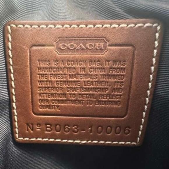 Coach Y2K Vintage Patchwork Crossbody Bag - Picture 7 of 8